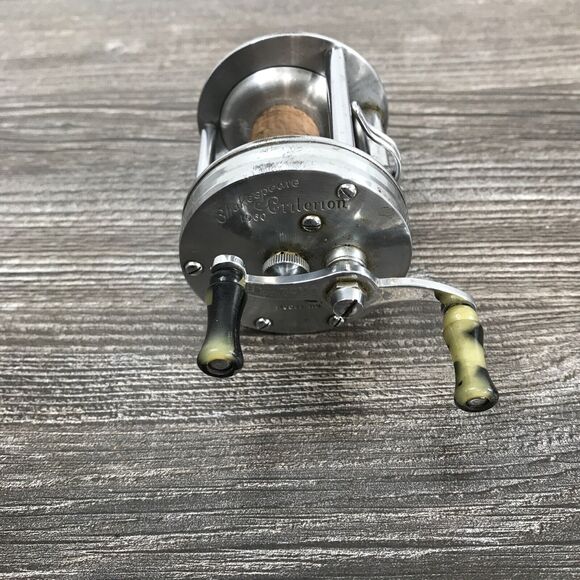 Shakespeare Criterion 1960 Vintage Fishing Reel - Picture 2 of 6